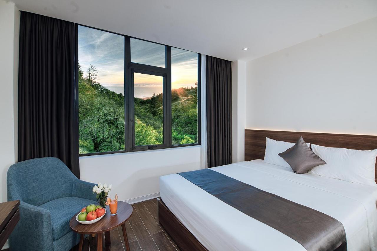 Phuong Bac Luxury Hotel Ντονγκ Χόι Εξωτερικό φωτογραφία